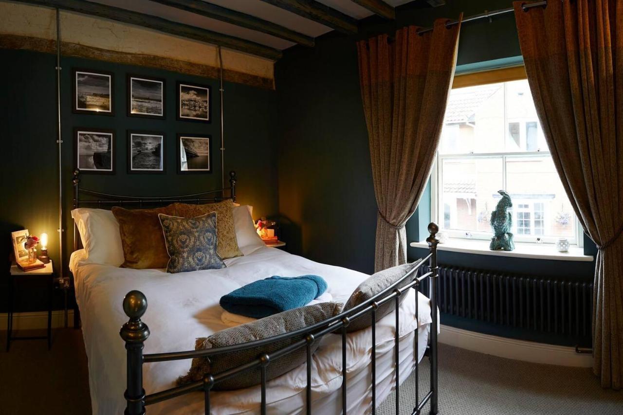 Boutique Fisherman'S Grade II Listed Cottage 斯卡伯勒 外观 照片