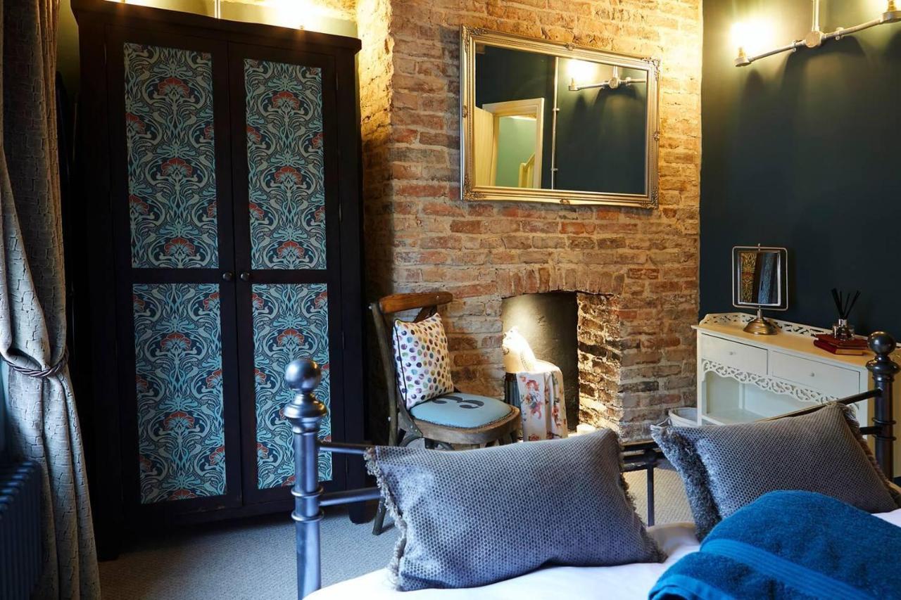 Boutique Fisherman'S Grade II Listed Cottage 斯卡伯勒 外观 照片